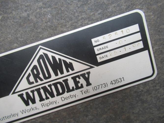 1200x1200 CROWN WINDLEY
